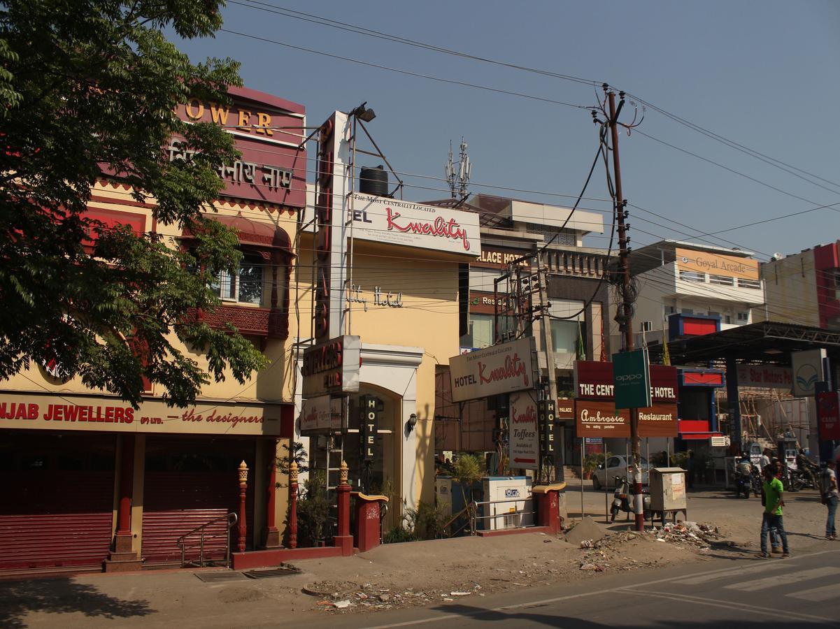 Oyo 5232 Kwality Hotel Dehradun Exteriör bild