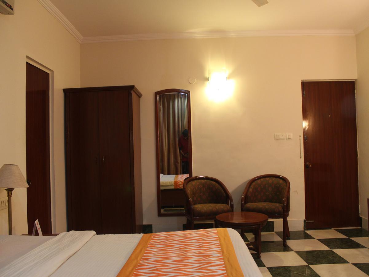Oyo 5232 Kwality Hotel Dehradun Exteriör bild