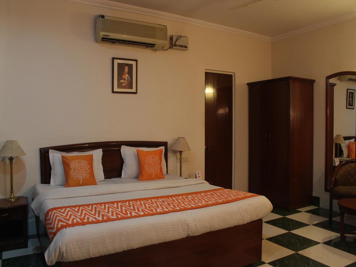 Oyo 5232 Kwality Hotel Dehradun Exteriör bild
