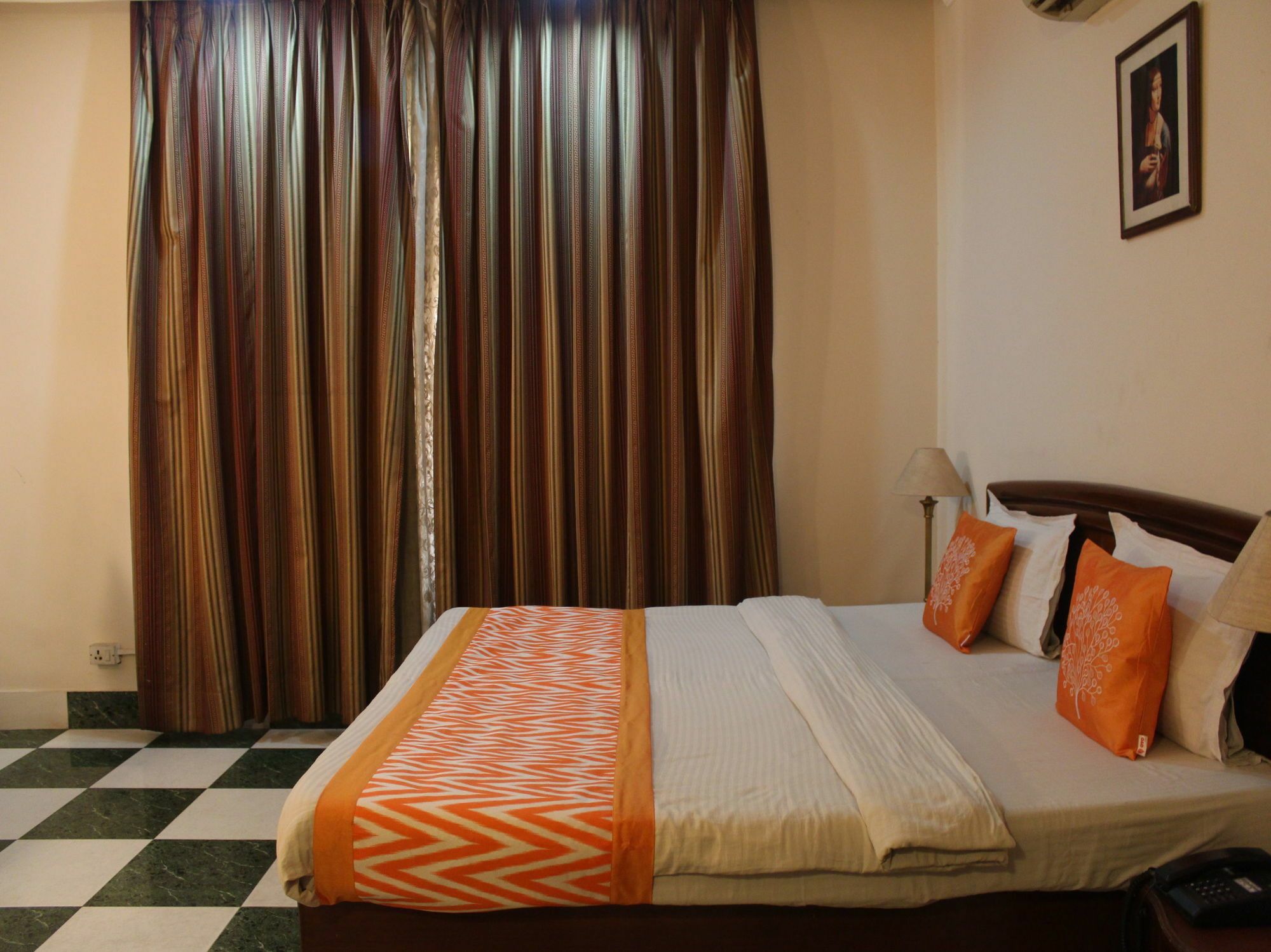 Oyo 5232 Kwality Hotel Dehradun Exteriör bild